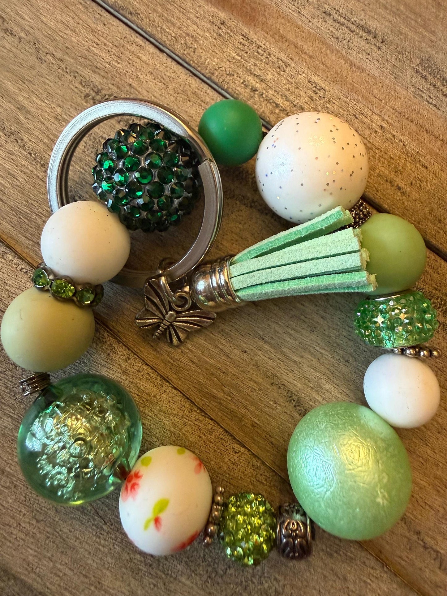 Beaded Keychain Wristlet Bracelet – Emerald Butterfly Charm, Spring Silicone Key Ring