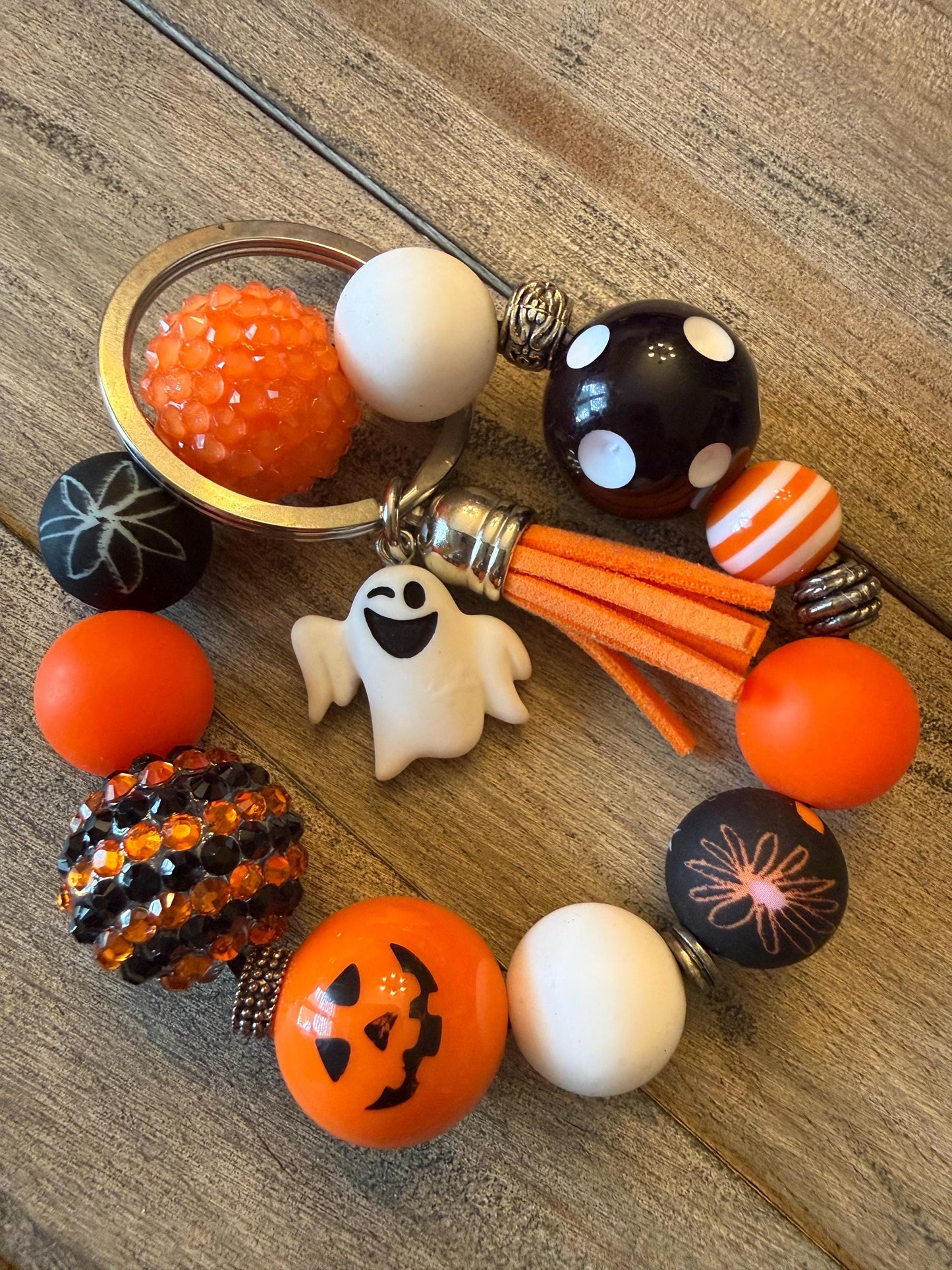 Boo-tiful Charms Chunky Halloween Beaded Keychain Bracelet | Ghost charm wristlet keychain