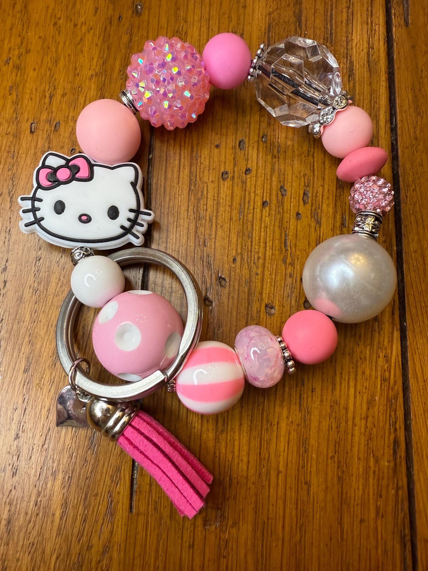 Pink Beaded Keychain Bracelet – Bubblegum Kitty Bow Charm, Kawaii Wristlet