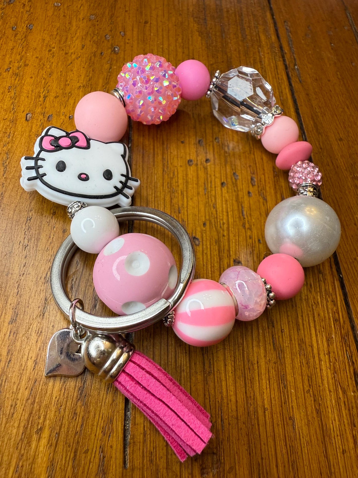 Pink Beaded Keychain Bracelet – Bubblegum Kitty Bow Charm, Kawaii Wristlet