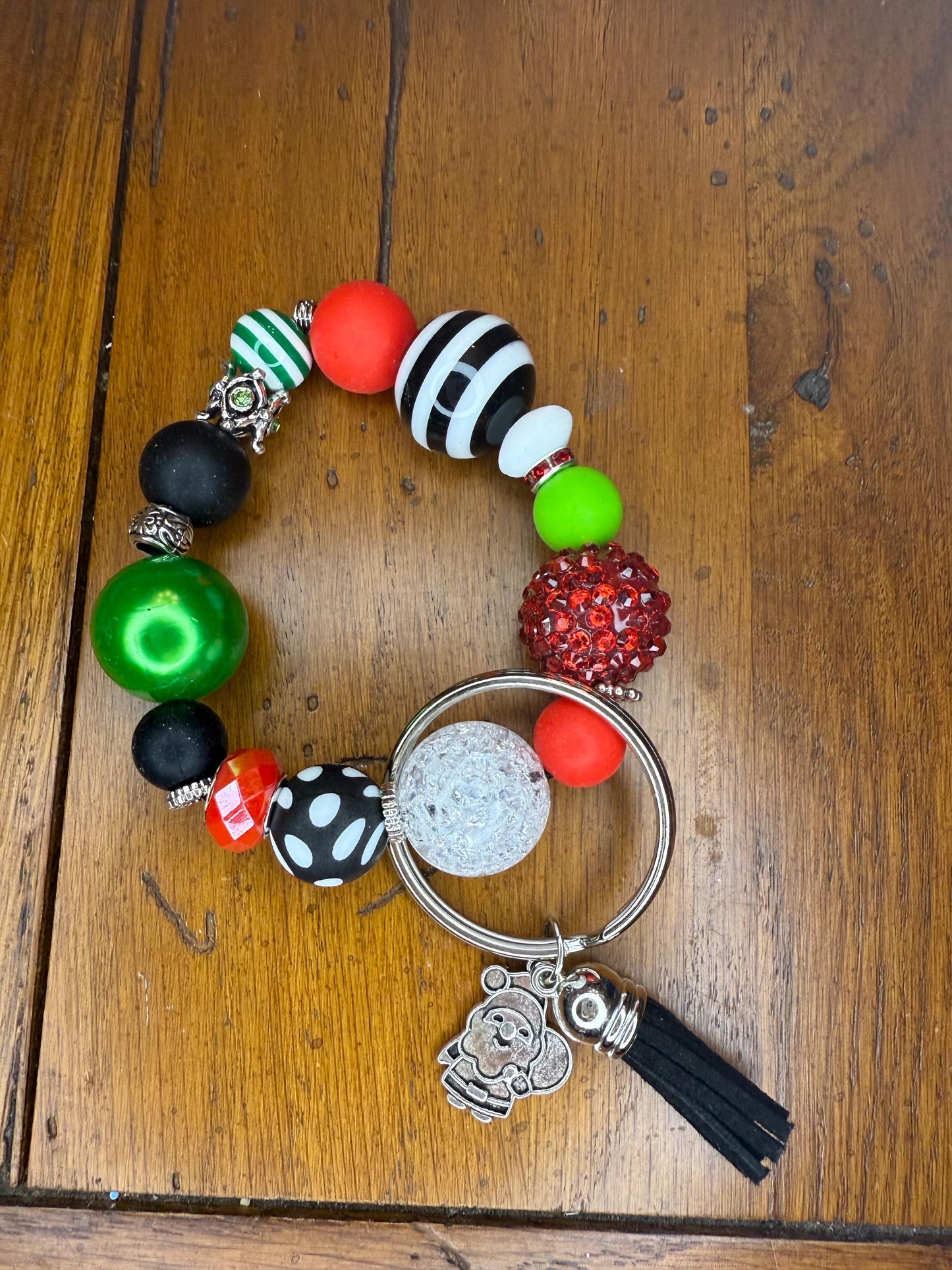 Sleigh All Day – Santa Bracelet Keychain | Holiday Wristlet | Christmas Gift | Red & Green Beaded Keychain