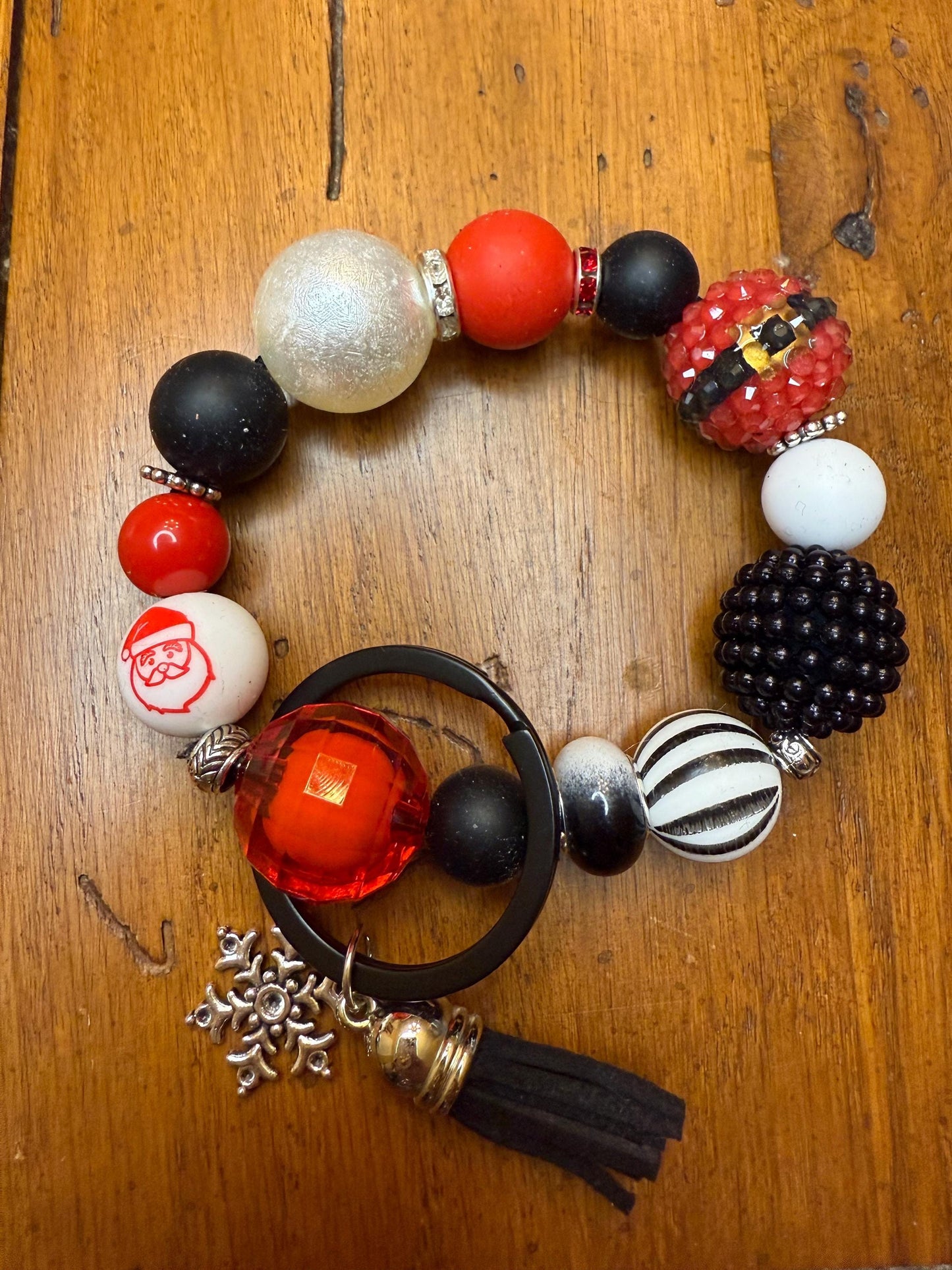 Christmas Beaded Keychain Bracelet – Snowflake Charm Holiday Wristlet Santa’s Midnight Bling